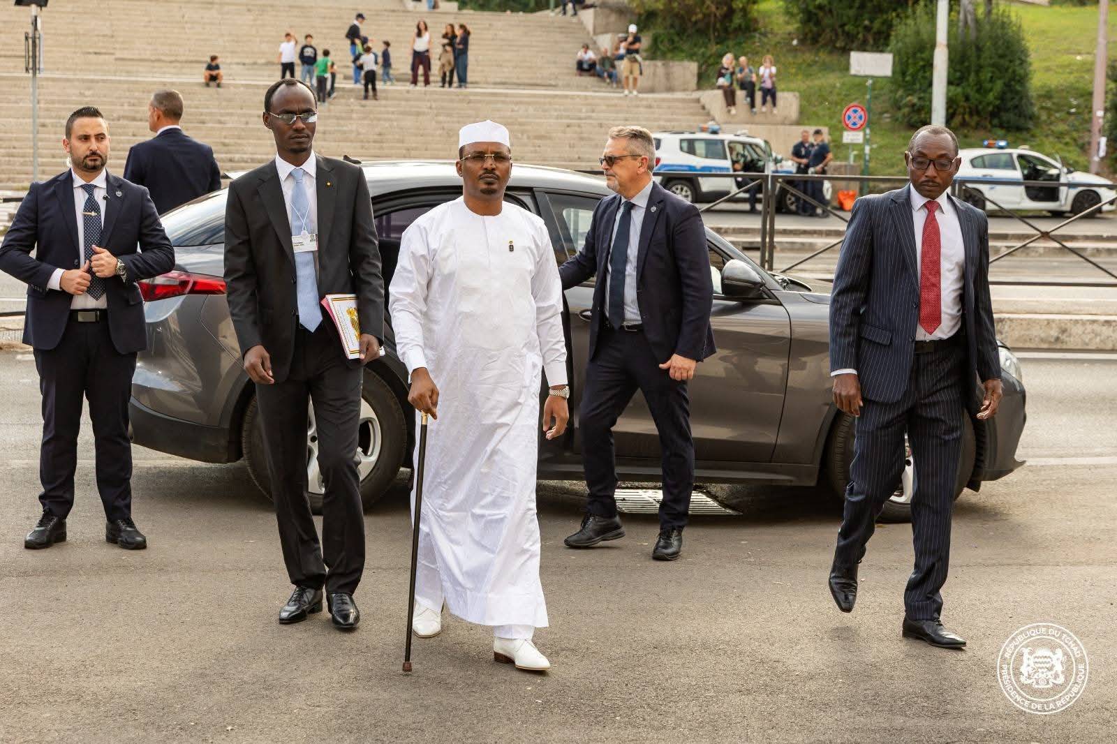 Tchad : Une modification constitutionnelle menace l'état de droit et la démocratie