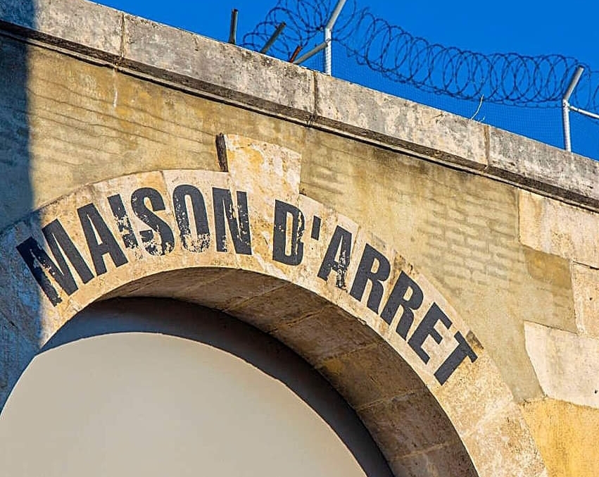 Maison d'arrêt de Pala:  le régisseur enceinte une détenue