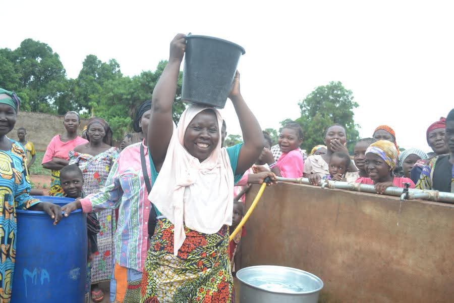 (Multimédia) Tchad : un projet soutenu par la Chine améliore l'accès à l'eau potable des communautés dans le sud (REPORTAGE)